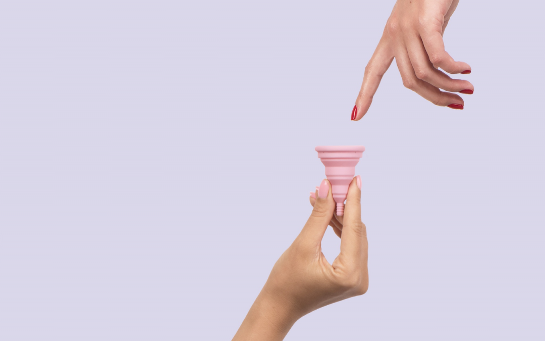 Todo lo que necesitas saber para animarte a usar la copa menstrual